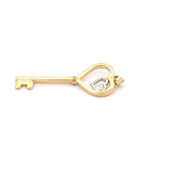 18K Yellow Gold Pendant Key Heart 1.59 grams - Picture 8 of 13